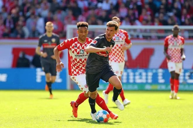 意大利中场 意大利中场