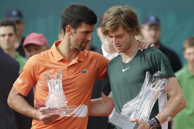 承担战术衔 承担战术衔