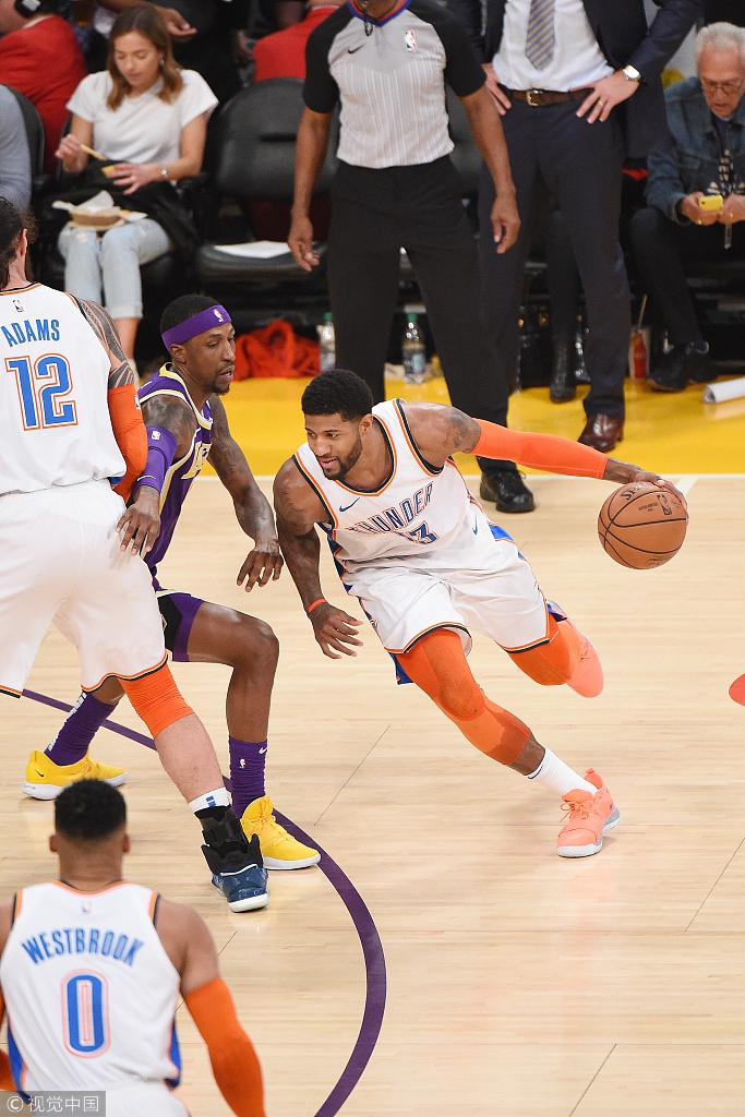 表现至关重 表现至关重