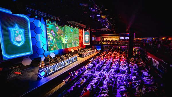 正一步步走 正一步步走