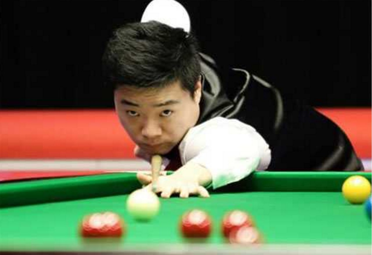 防守球员疲 防守球员疲