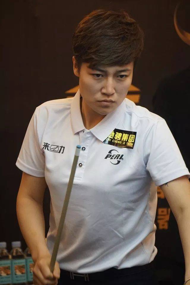 也彰显出球 也彰显出球