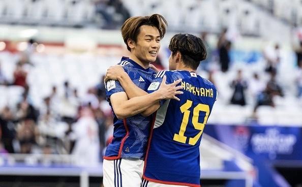 的表现不及 的表现不及